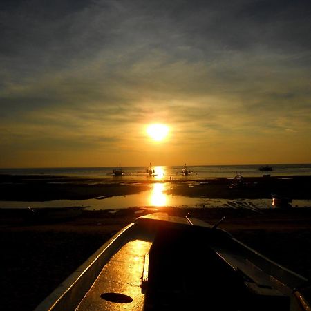 Slam'S Garden Dive Resort Logon Exterior photo