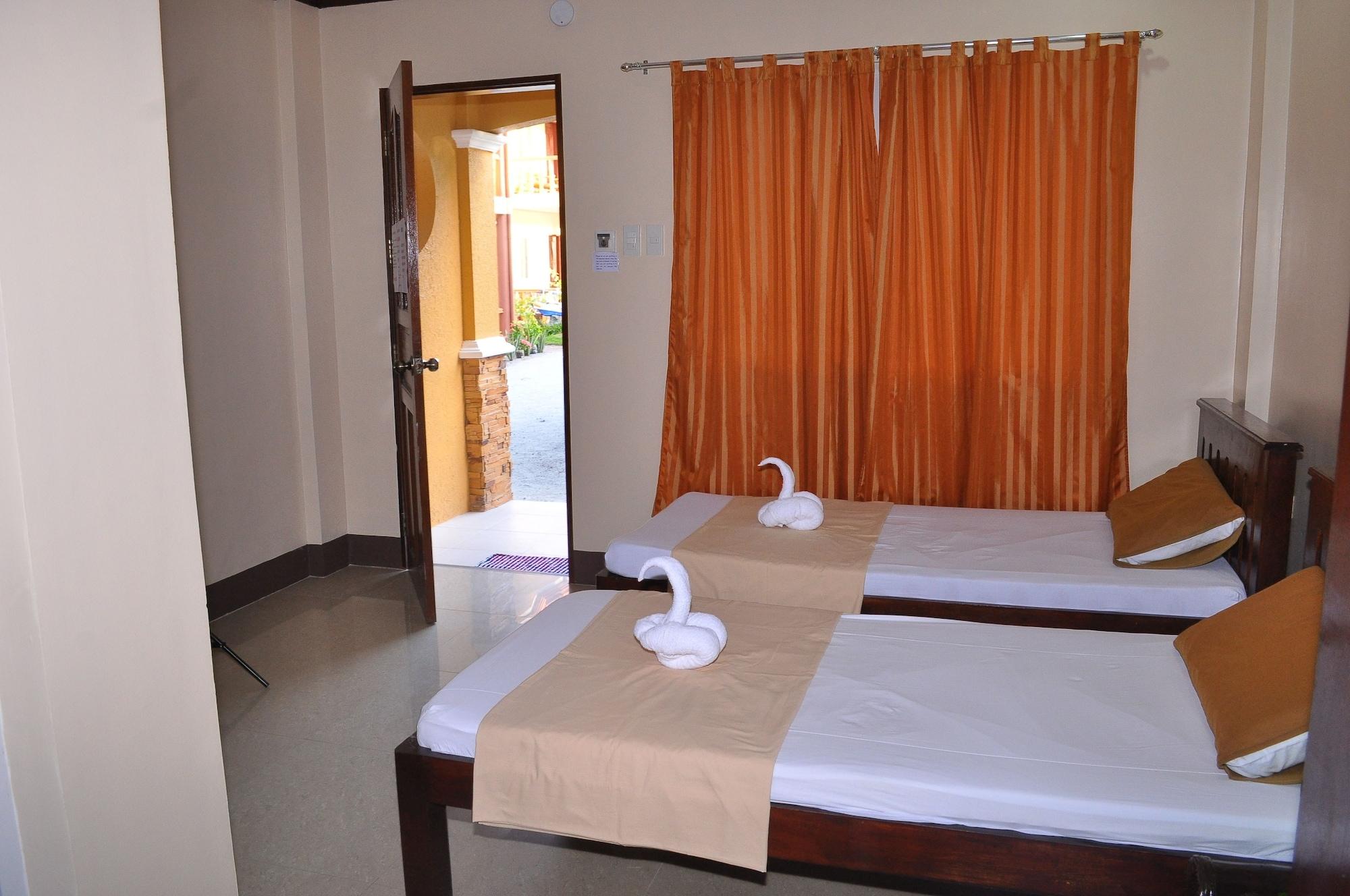 Slam'S Garden Dive Resort Logon Exterior photo