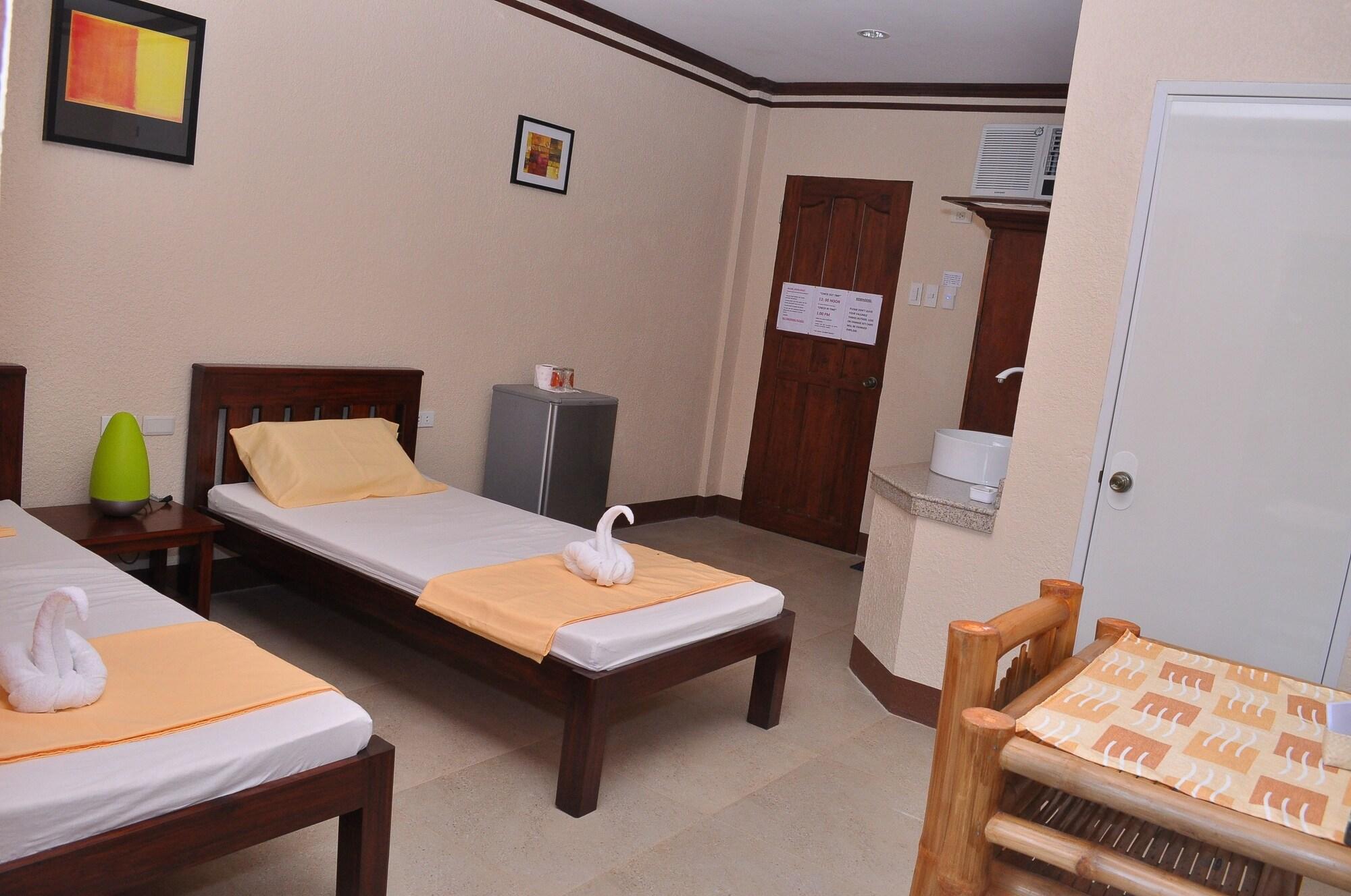 Slam'S Garden Dive Resort Logon Exterior photo
