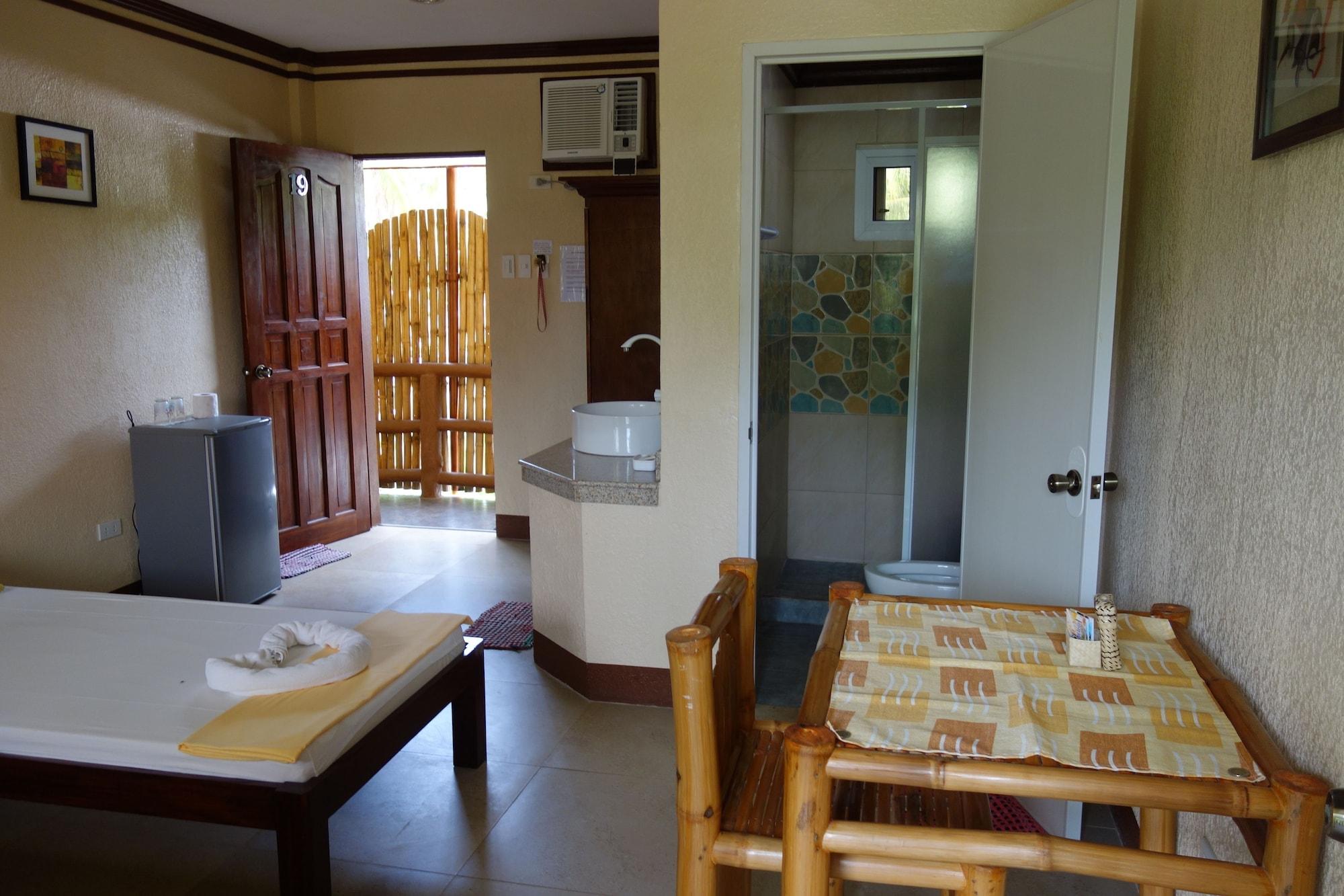 Slam'S Garden Dive Resort Logon Exterior photo